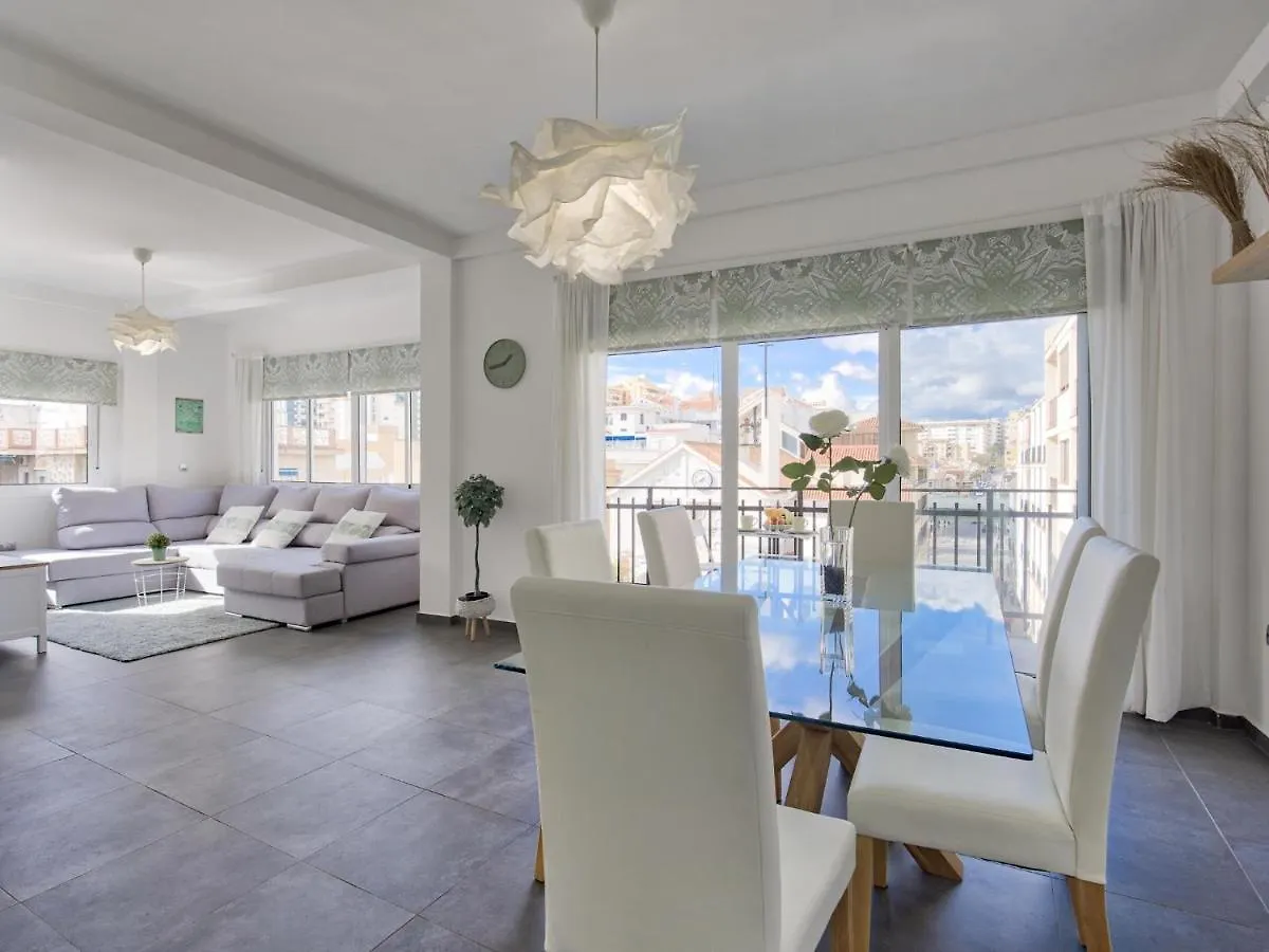 Sur Suites El Carmen Fuengirola Apartment